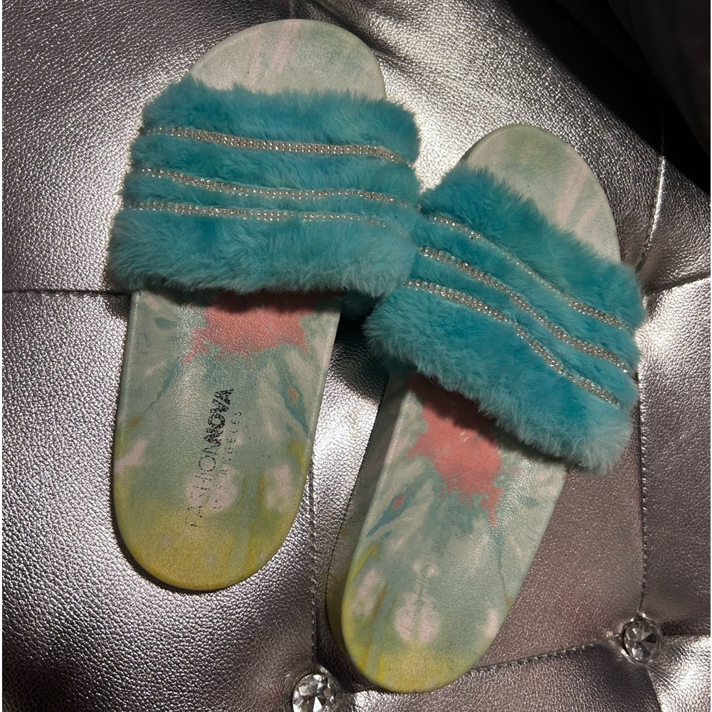 Fashion Nova Slides